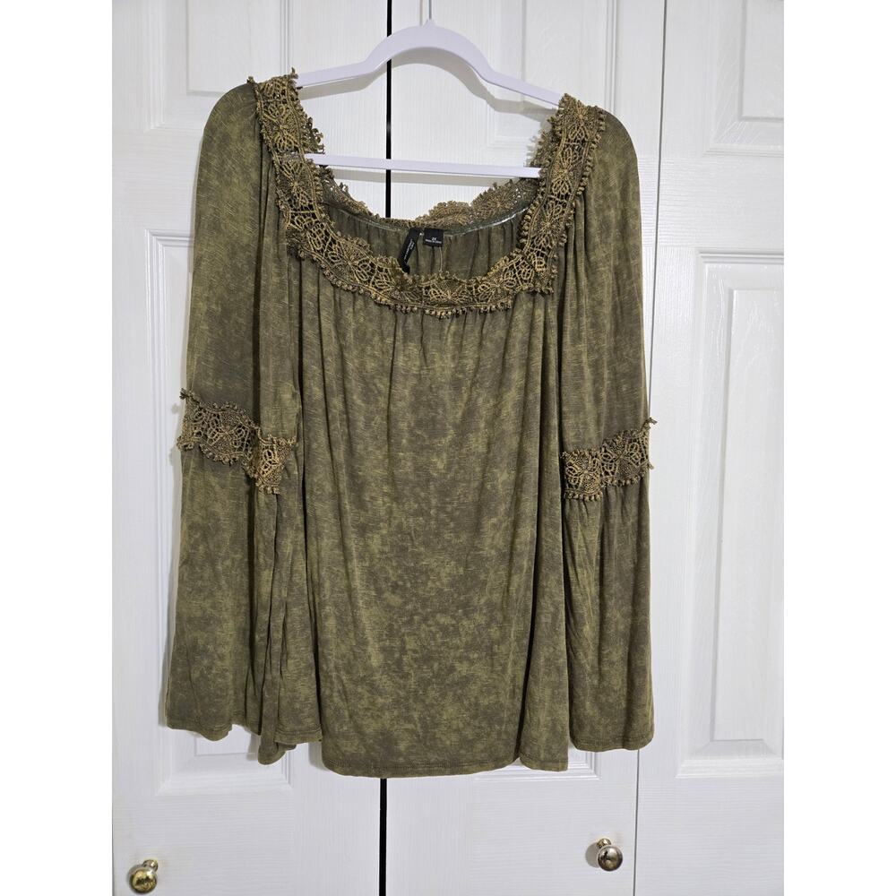 New directions curvy 2x women's glove colored boho blouse New with tags